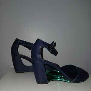 United Nude Navy and Teal Women's Heels